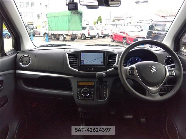 Suzuki WAGON R 2015-08 8247211-8