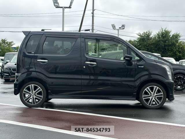 Suzuki WAGON R 2017-06 8369882-17