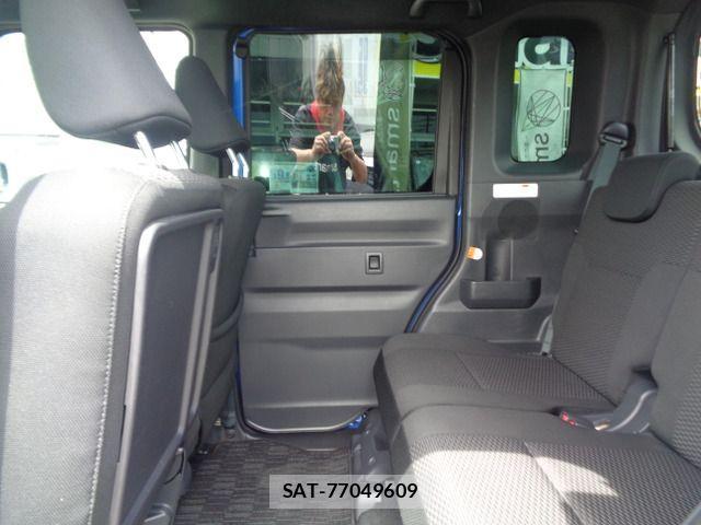 Daihatsu WAKE 2015-02 1144026-13