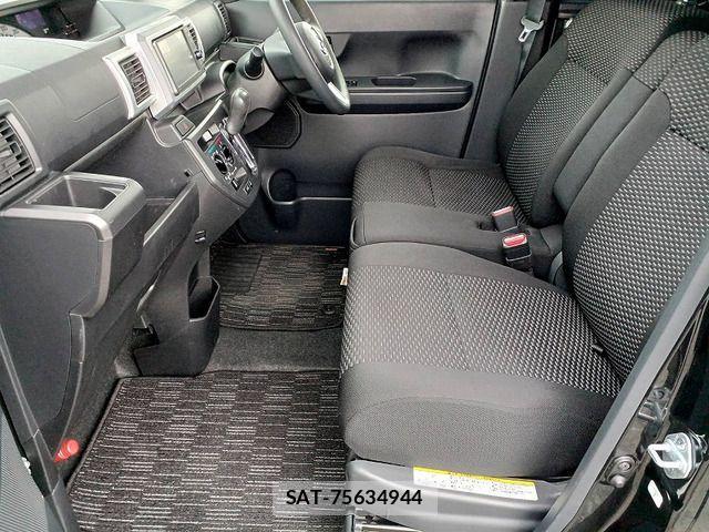 Daihatsu WAKE 2015-01 1427215-11