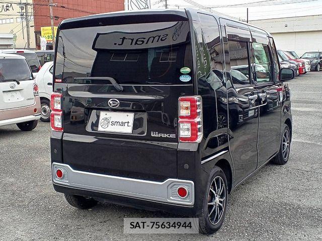 Daihatsu WAKE 2015-01 1427215-6