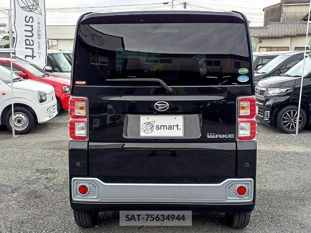 Daihatsu WAKE 2015-01 1427215-7