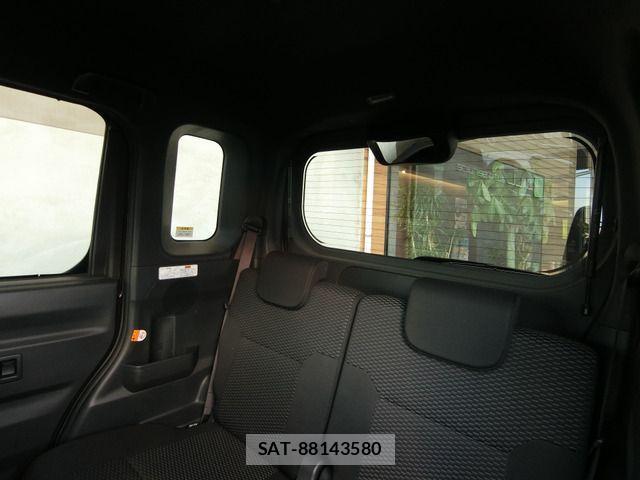 Daihatsu WAKE 2014-11 1430993-16