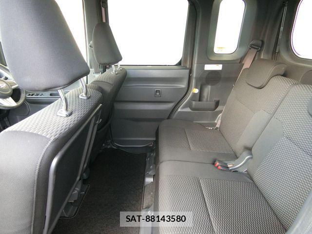Daihatsu WAKE 2014-11 1430993-8