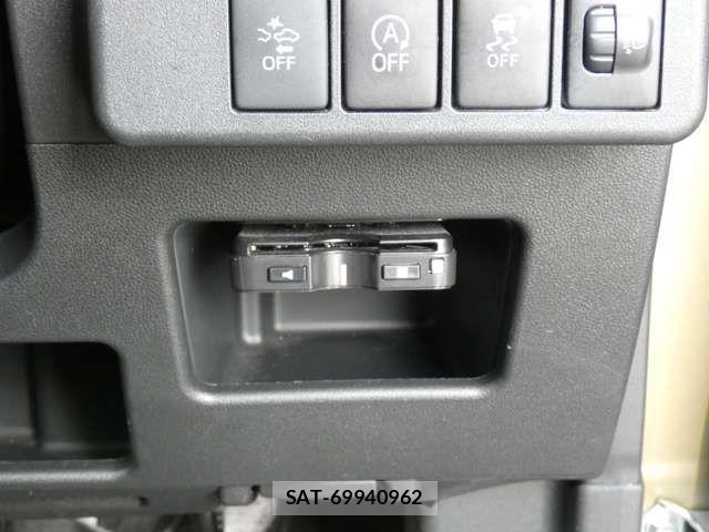 Daihatsu WAKE 2017-01 3391942-20