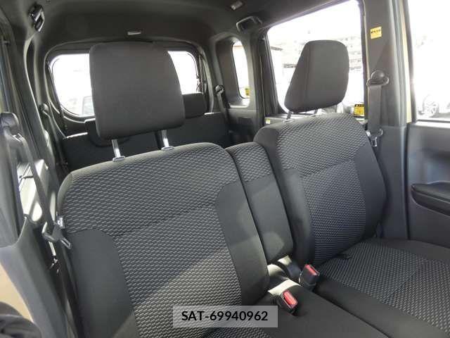 Daihatsu WAKE 2017-01 3391942-24