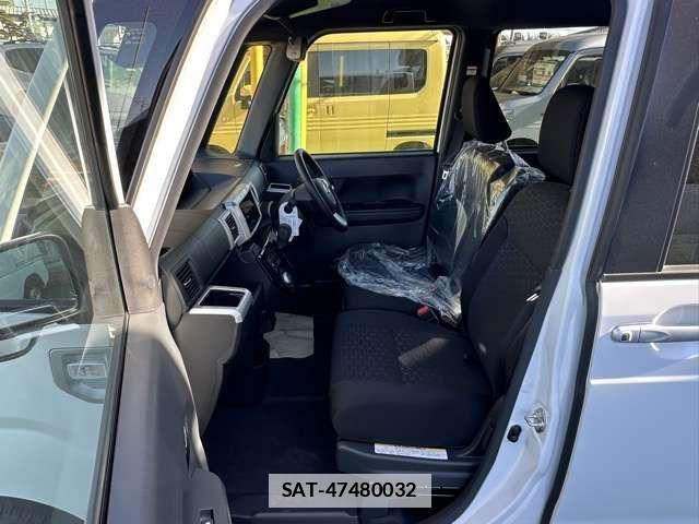Daihatsu WAKE 2021-01 4052088-4