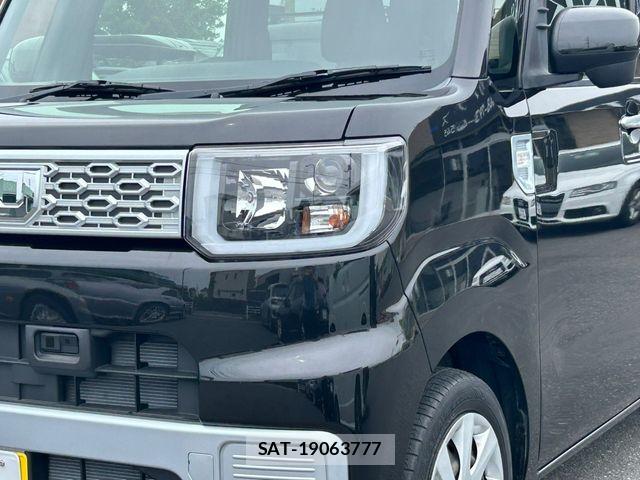 Daihatsu WAKE 2015-04 5883251-3