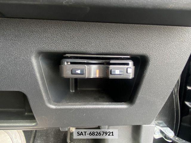 Daihatsu WAKE 2016-01 5883262-18