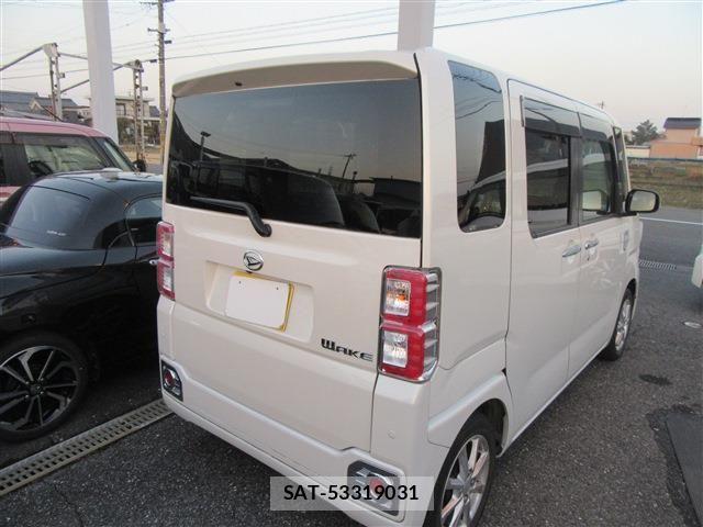 Daihatsu WAKE 2020-07 5883223-2