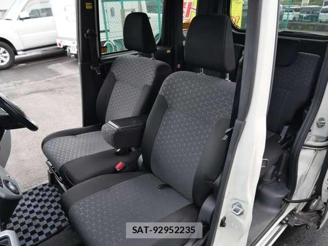 Daihatsu WAKE 2015-04 6615812-16
