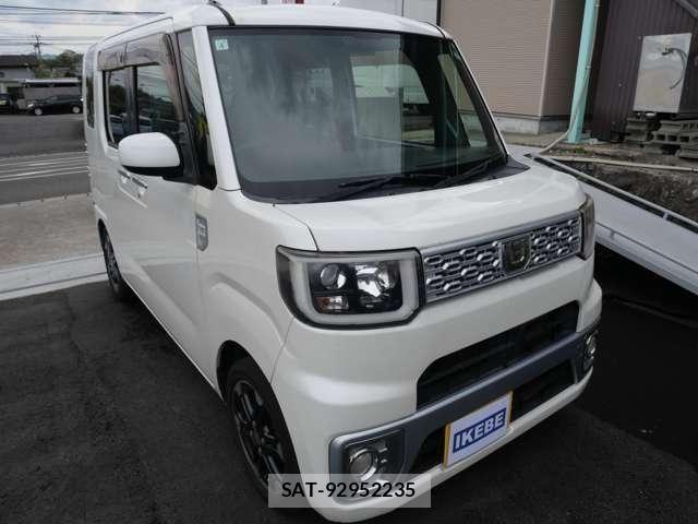 Daihatsu WAKE 2015-04 6615812-3