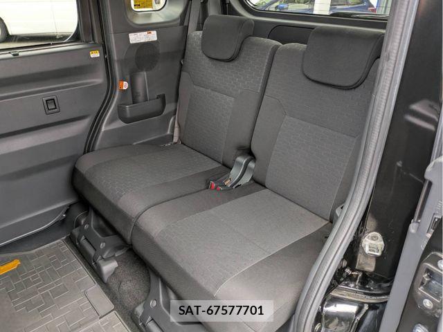 Daihatsu WAKE 2017-03 6678843-4