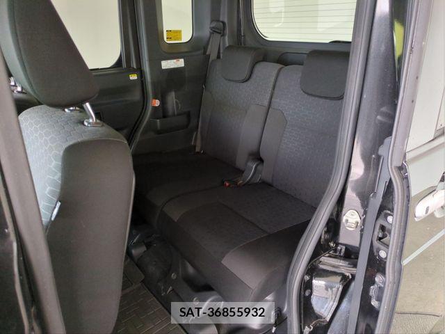 Daihatsu WAKE 2017-03 6717802-4