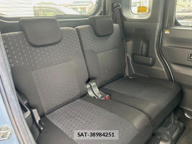 Daihatsu WAKE 2016-07 6717803-11