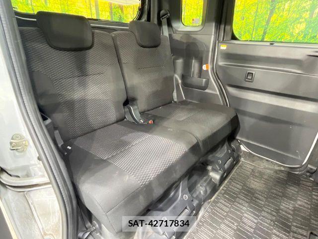 Daihatsu WAKE 2021-11 6818109-8