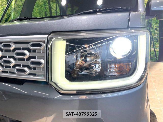 Daihatsu WAKE 2015-03 6818110-11