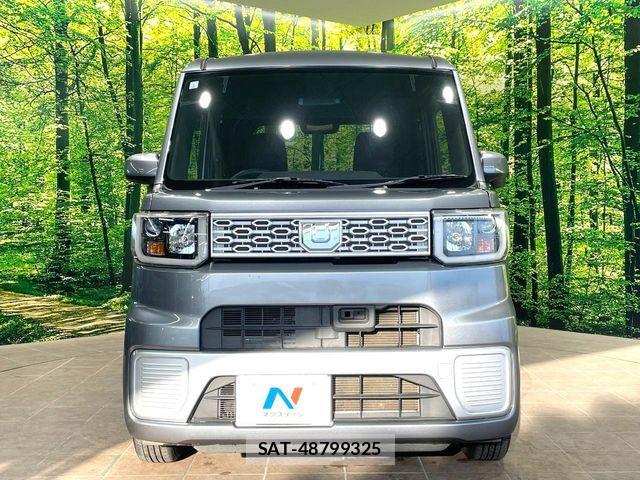 Daihatsu WAKE 2015-03 6818110-13