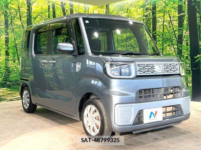 Daihatsu WAKE 2015-03 6818110-15
