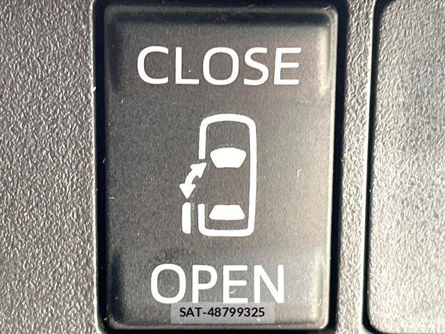 Daihatsu WAKE 2015-03 6818110-4