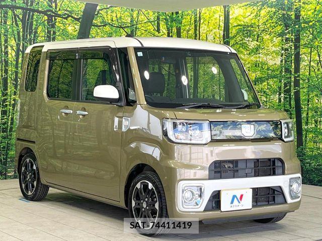 Daihatsu WAKE 2015-11 6818117-14