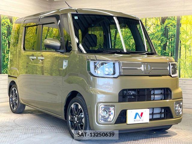 Daihatsu WAKE 2021-10 6915649-15