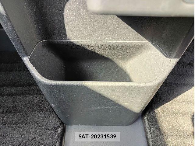 Daihatsu WAKE 2021-06 6915656-18