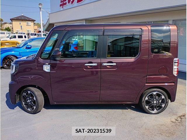 Daihatsu WAKE 2021-06 6915656-7