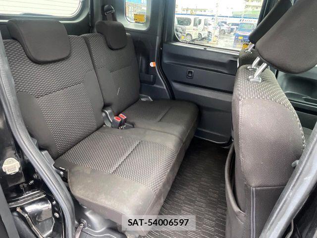 Daihatsu WAKE 2016-02 6915663-9