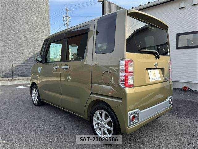 Daihatsu WAKE 2015-05 6915668-16