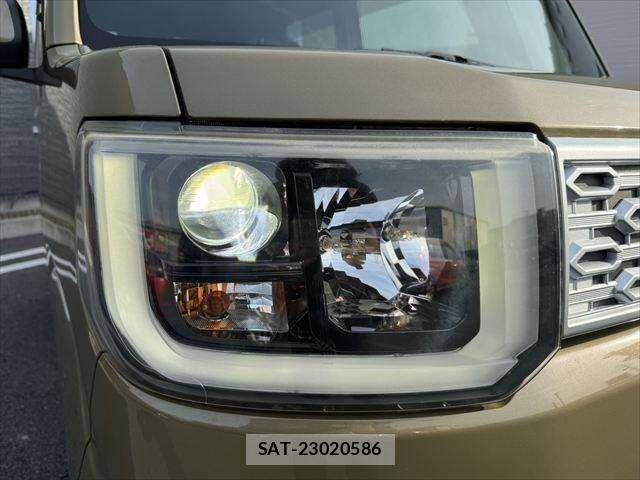 Daihatsu WAKE 2015-05 6915668-18