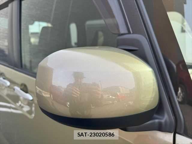 Daihatsu WAKE 2015-05 6915668-19