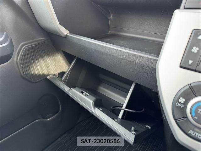 Daihatsu WAKE 2015-05 6915668-27
