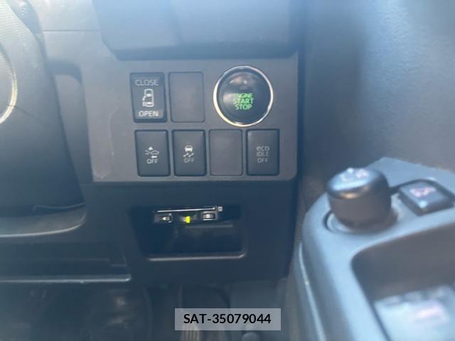 Daihatsu WAKE 2015-09 6999258-14