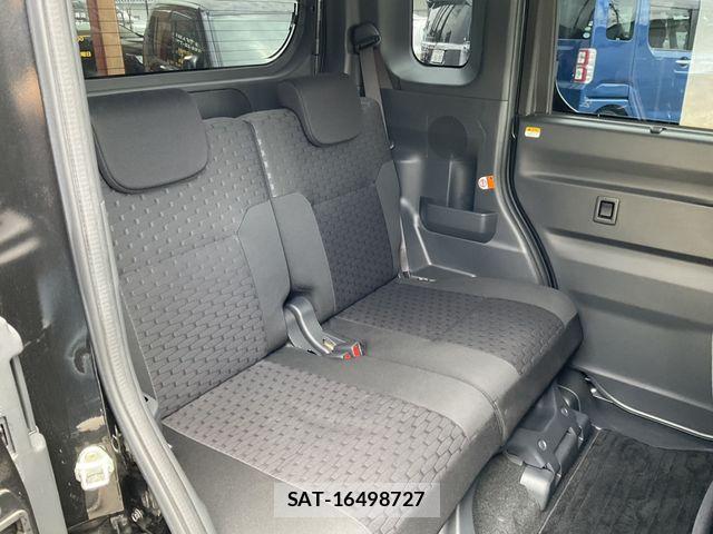Daihatsu WAKE 2014-11 7061469-14