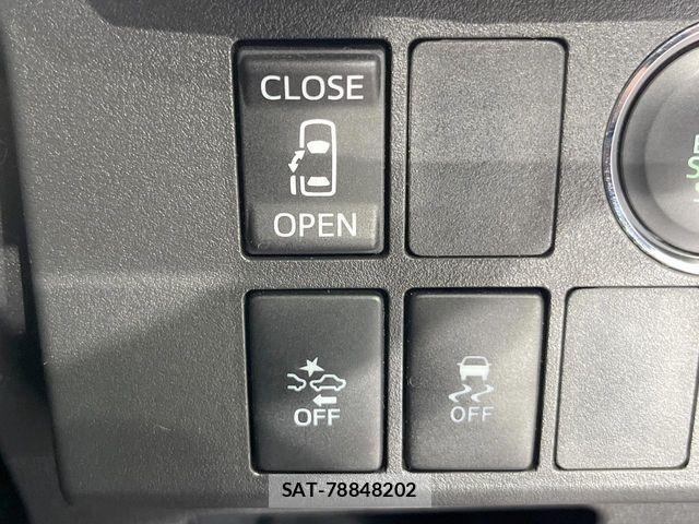 Daihatsu WAKE 2014-12 7061466-4