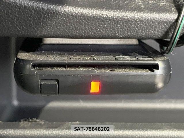 Daihatsu WAKE 2014-12 7061466-5