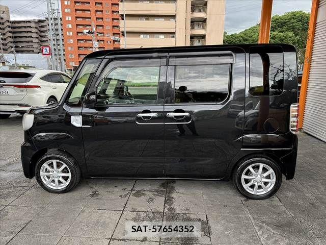 Daihatsu WAKE 2017-04 7061468-11