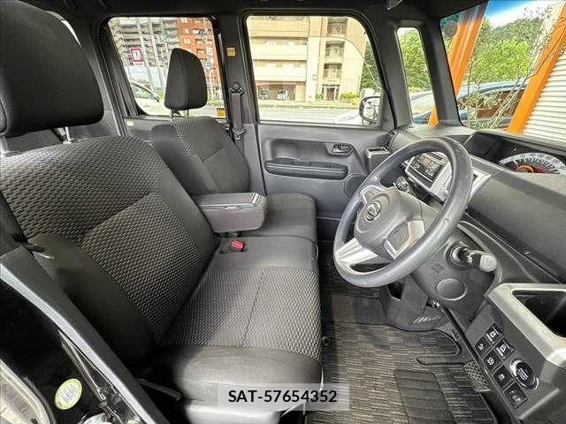 Daihatsu WAKE 2017-04 7061468-15