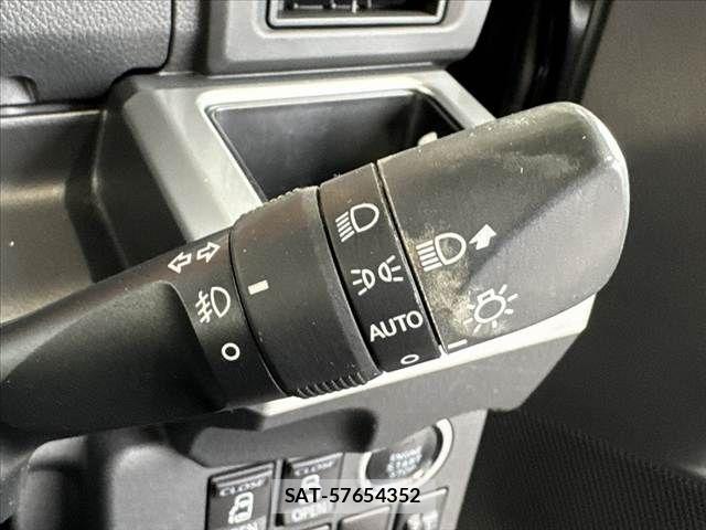Daihatsu WAKE 2017-04 7061468-26