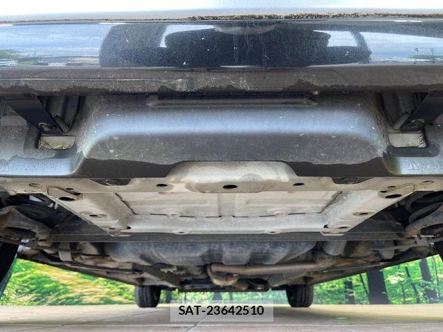 Daihatsu WAKE 2015-07 7227417-18