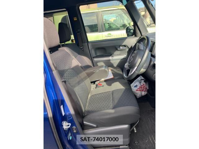Daihatsu WAKE 2015-09 7227416-9