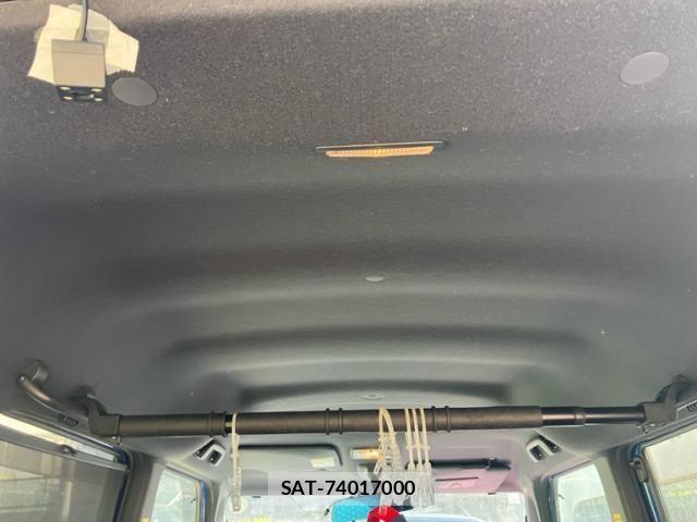 Daihatsu WAKE 2015-09 7227416-13