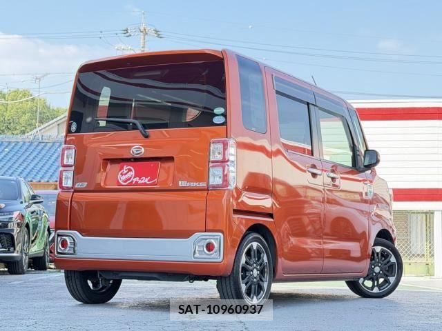Daihatsu WAKE 2015-05 7227415-2