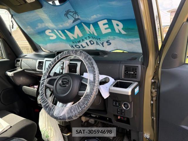 Daihatsu WAKE 2019-03 7252906-13