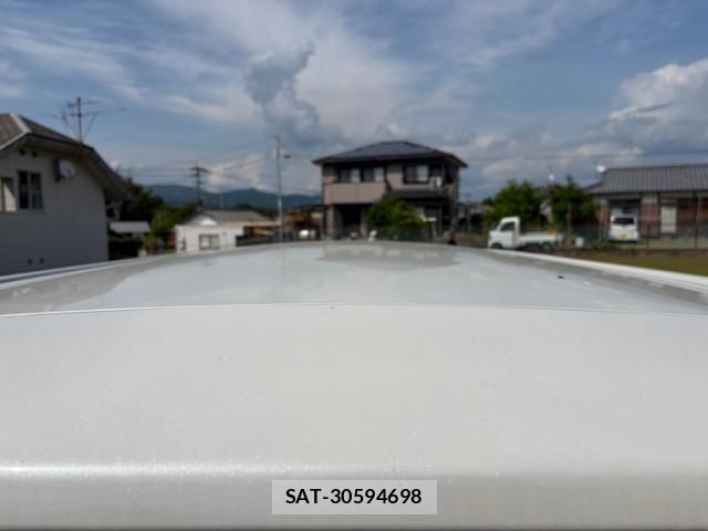 Daihatsu WAKE 2019-03 7252906-5