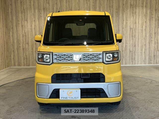 Daihatsu WAKE 2014-11 7252911-12