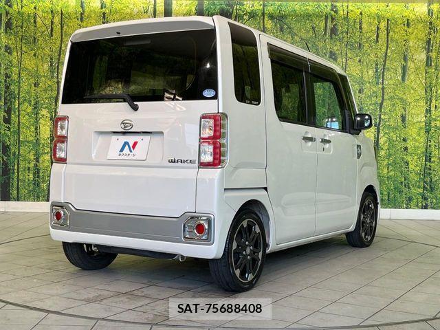 Daihatsu WAKE 2015-07 7331356-16