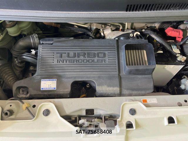 Daihatsu WAKE 2015-07 7331356-17