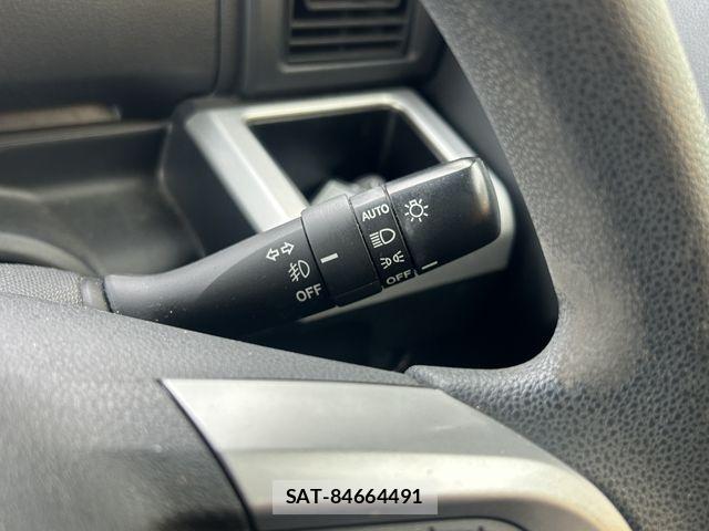 Daihatsu WAKE 2015-06 7331372-11